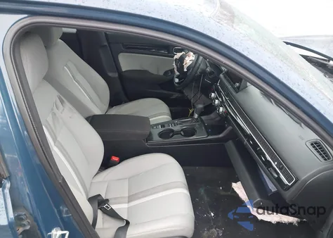 2025 Honda Civic Hybrid Sport/Sport Touring z USA, uszkodzony, nr VIN 2HGFE4F85SH307048